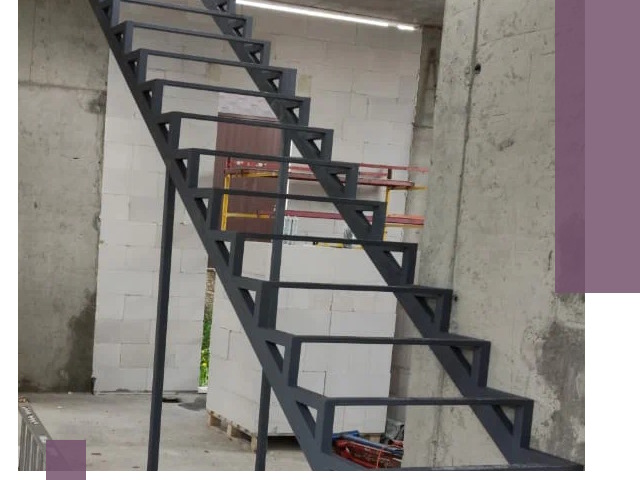 Демонтаж металлических лестниц в Нягани быстро и безопасно