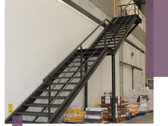 Лестницы для производства в Нягани — изготовление и монтаж