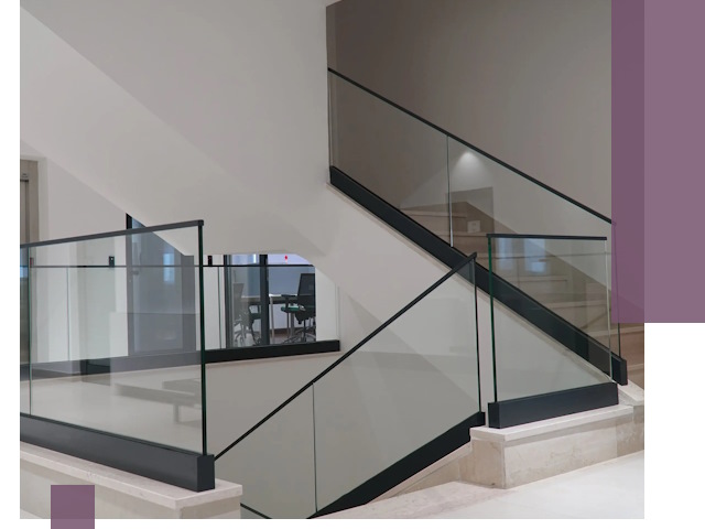 Стеклянные перила премиум-класса с установкой в Нягани