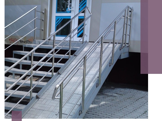 Пандус на крыльцо под ключ в Нягани: монтаж и изготовление