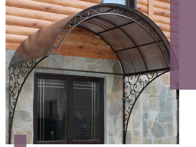 Арочные козырьки под ключ в Нягани: изготовление и монтаж