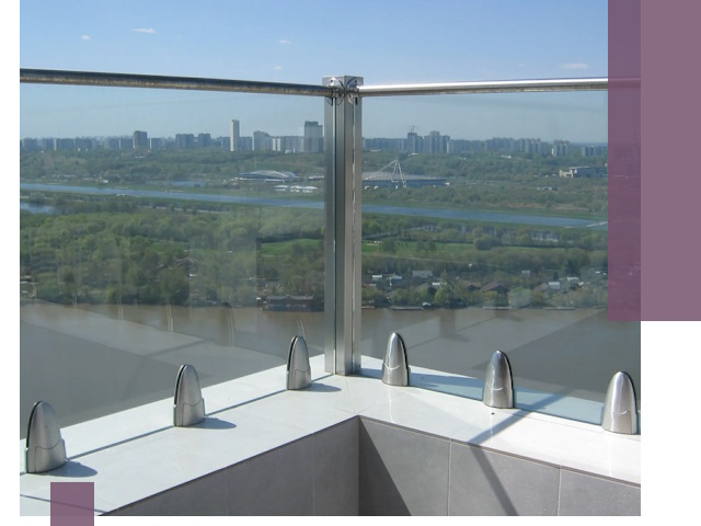 Стеклянные парапеты премиум класса в Нягани для домов и бизнесов